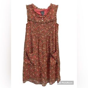 Floral dress with two pockets in front